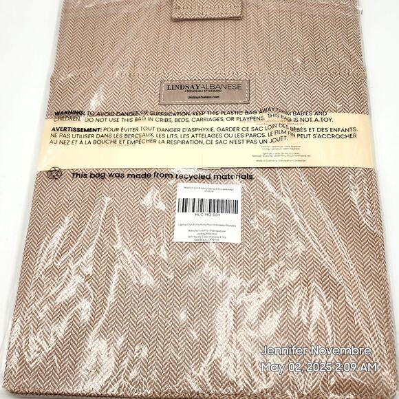 LINDSAY ALBANESE LIMITED EDITION DAILY LAPTOP CLUTCH - Picture 4 of 6